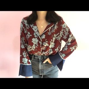 Floral print shirt flowy blouse in burgundy